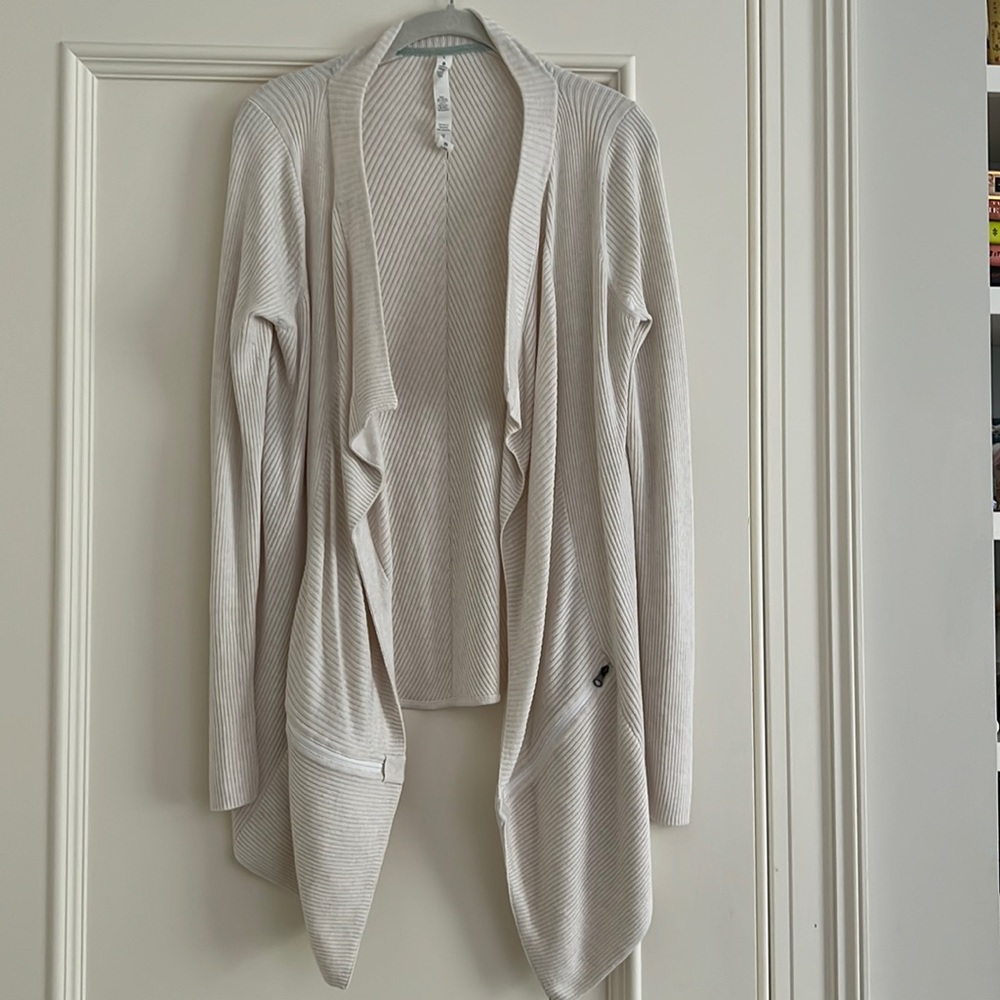 Lululemon open front cardigan. Size 6